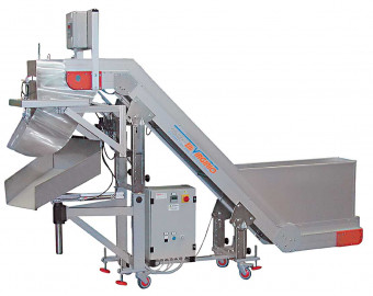 Conveyor with rotating balance for pieces counting.