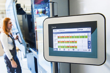 Orca Factory bietet eine optimale Temperierung für Fertigungsprozesse in vollautomatischen Produktionsabläufen.
orca-touch-display
Durch eine Vernetzung aller Parameter ist das wartungsfreie Mess- und Regelungssystem der Orca Temperierung auch in der vollautomatischen, intelligenten Fabrik im Übergang zur Industrie 4.0 implementierbar. Mit Sensortechnik, Regelung von Kühlkreisen und durch eine vollautomatische Prozessüberwachung mit Kamerasystemen bietet Orca Factory eine optimale Temperierung für Fertigungsprozesse in vollautomatischen Produktionsabläufen.