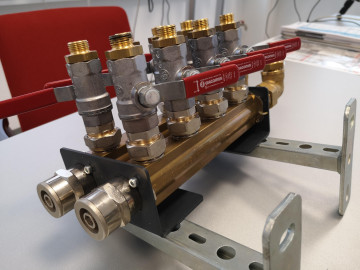 Absperrkugelventile aus Messing 4 - fach