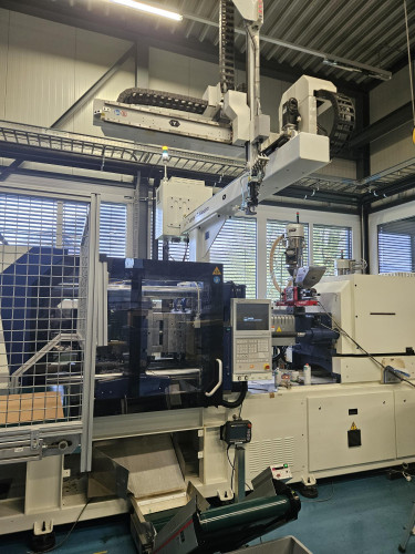 gebrauchte Spritzgießmaschine Haitian 230 Tonnen