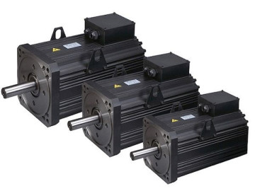 Servo-Elektrische Antriebe

Die optimierte Abstimmung von Servomotoren und deren Umrichtern verbessert die Beschleunigungswerte bei geringerem Energieverbrauch.
