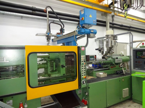 used injection molding machine Engel