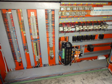 ES 700/150