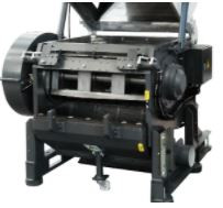 opening of hopper and cutting chamber without tools
screen holder removable
low cleaning time due to smooth, all-side machined surfaces
high energy efficiency due to cutting geomettry and EnergySave motor controller