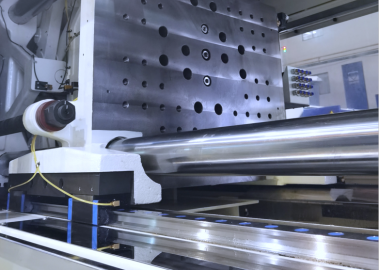 new linear guide Zeres III
More clean and much higher parallelism of the platen
To effectively prevent mold from tilting, extending the service life of the mold and ensure higher precision
 linear guide Zeres III